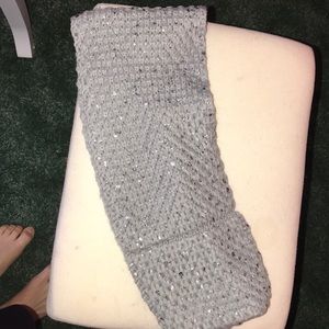 gray scarf